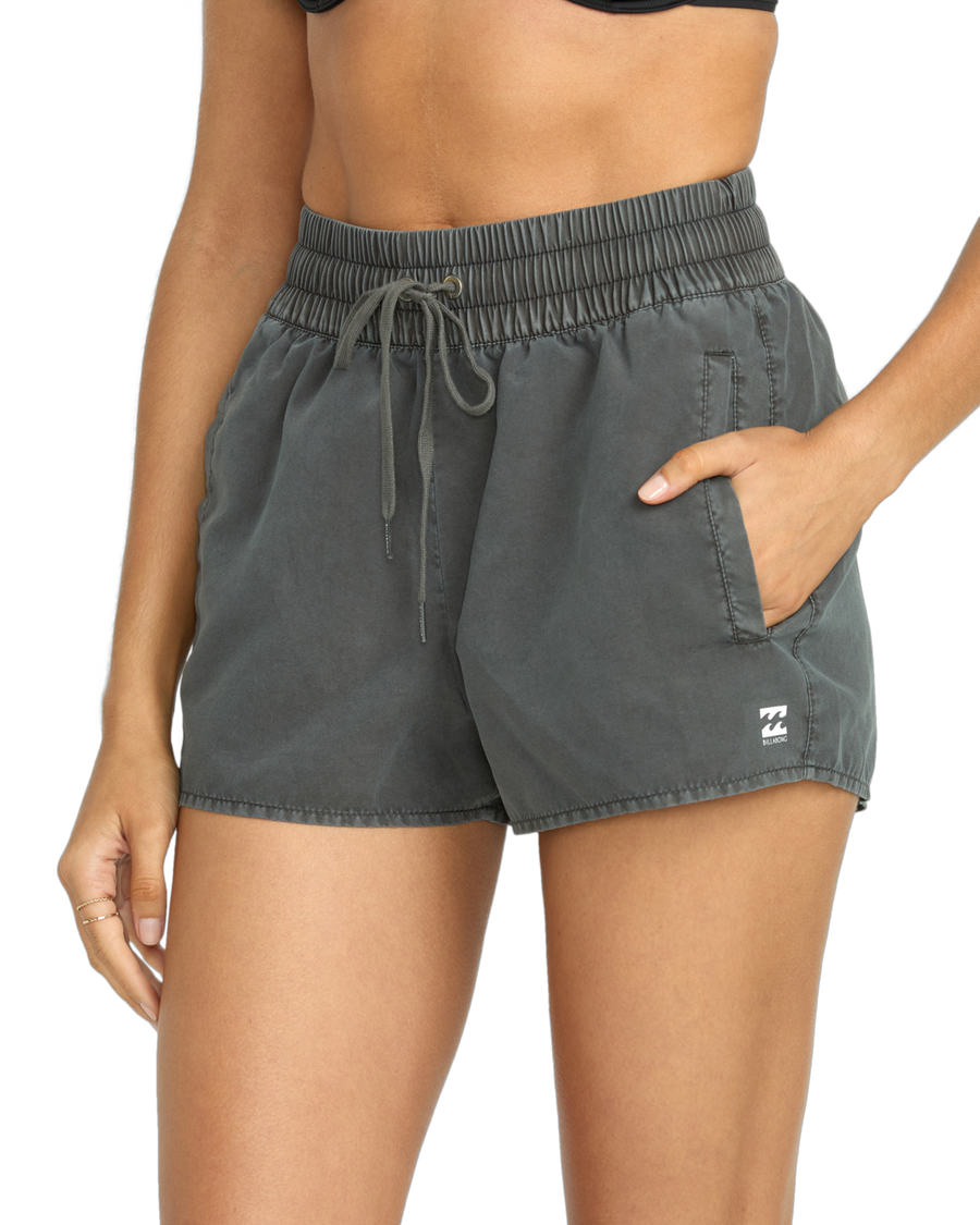 solsearcherboardshortn_billabong