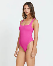 summerhighsquareneck_billabong