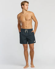 daytripgaragelaybackfa25_billabong