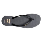 Fiji Square Toe